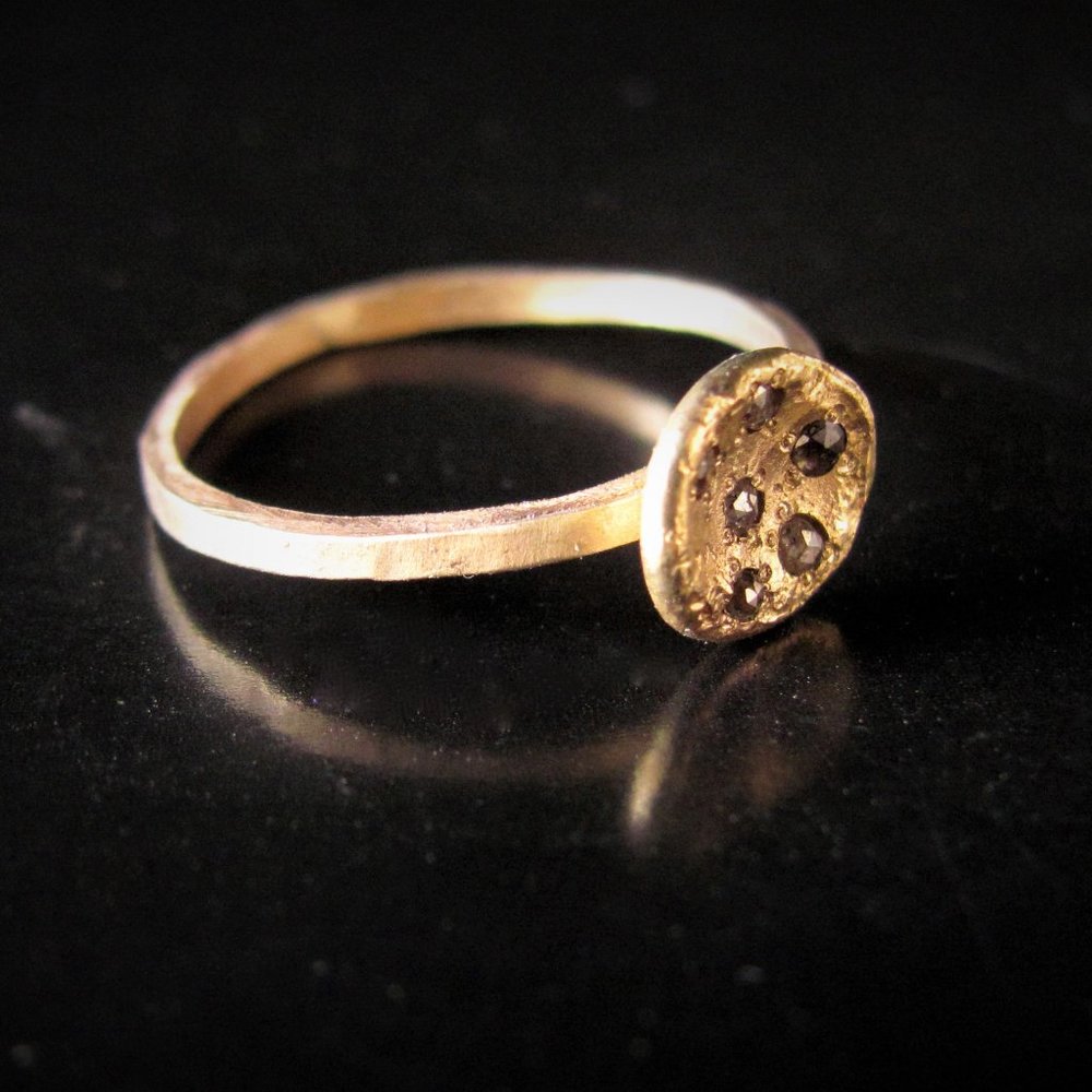 Gold diamonds ring. - Picture 4 of 9